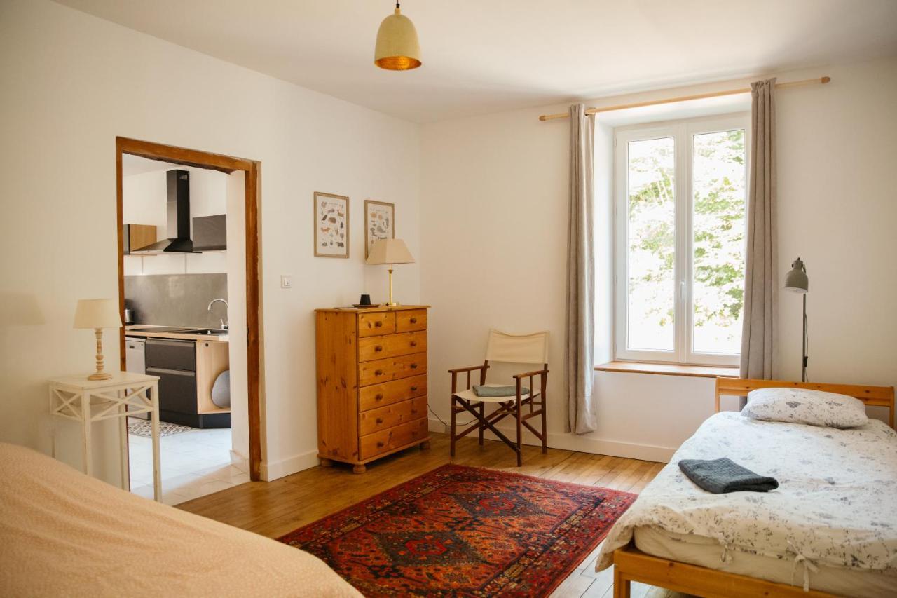 La Borgnardais Gite En Broceliande, Proche Guer - 1 A 11 Couchages Loutehel Exterior foto